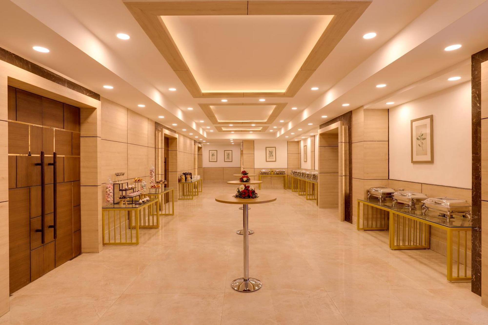 Lemon Tree Hotel, Rishīkesh Екстериор снимка