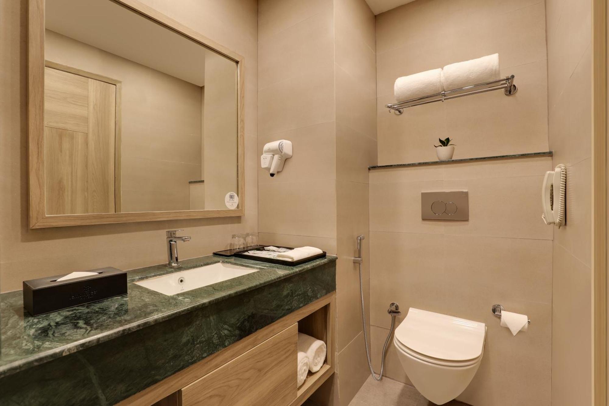 Lemon Tree Hotel, Rishīkesh Екстериор снимка