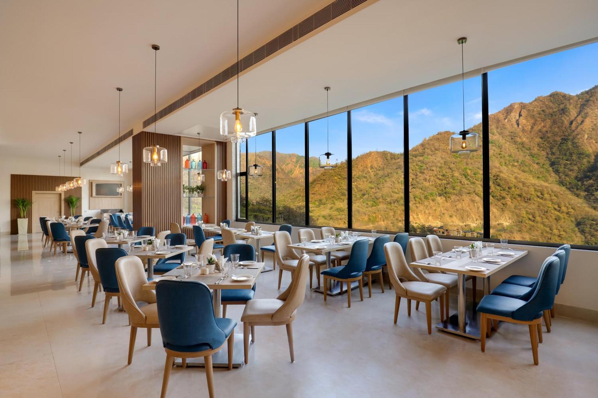 Lemon Tree Hotel, Rishīkesh Екстериор снимка