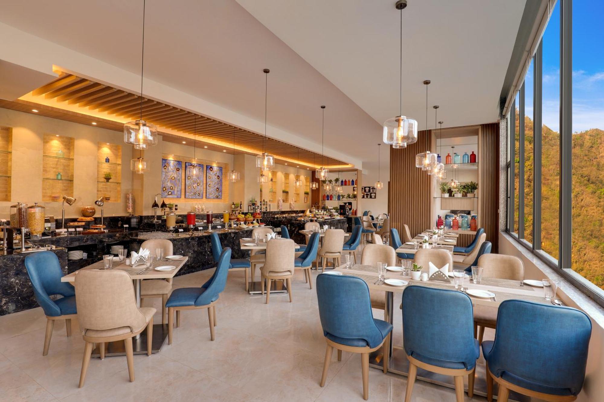 Lemon Tree Hotel, Rishīkesh Екстериор снимка